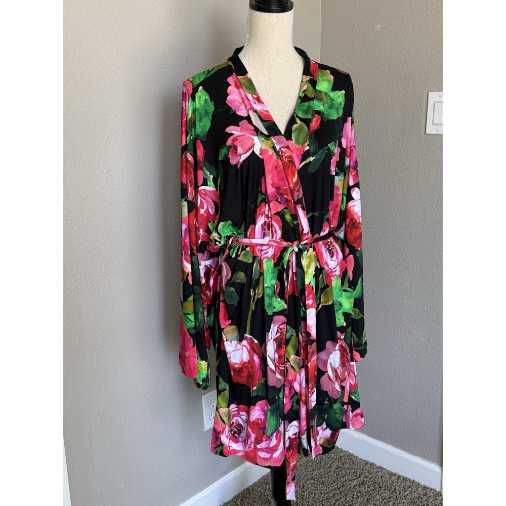Lane Bryant Cacique Printed Microfiber Robe in Rose Kisses Belted  26/28   NWT